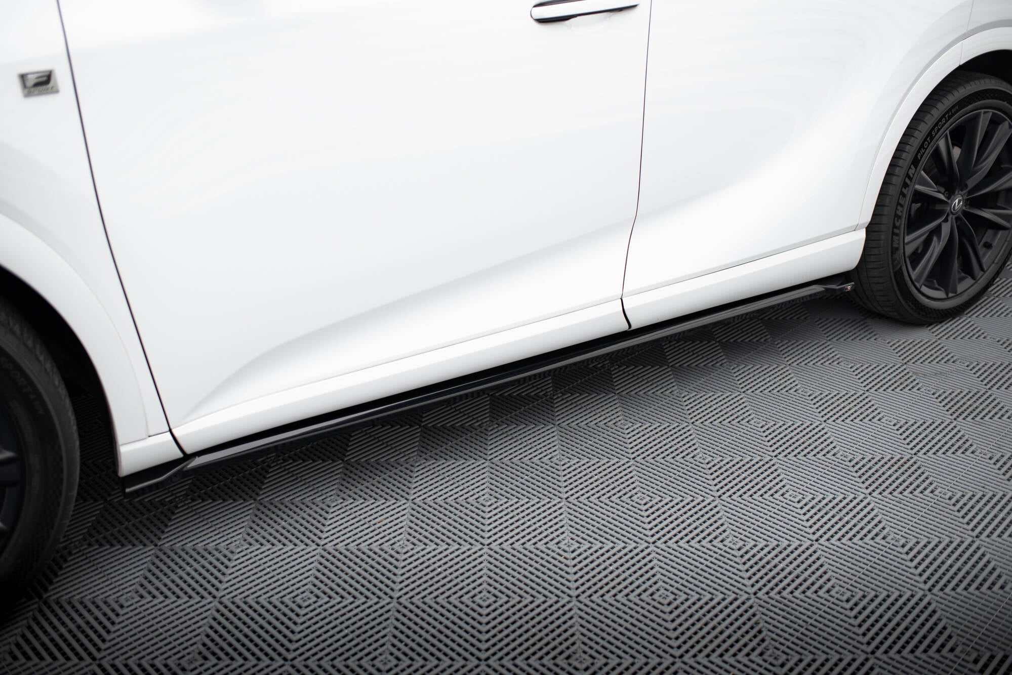 Seitenschweller Lexus RX F-Sport Mk5