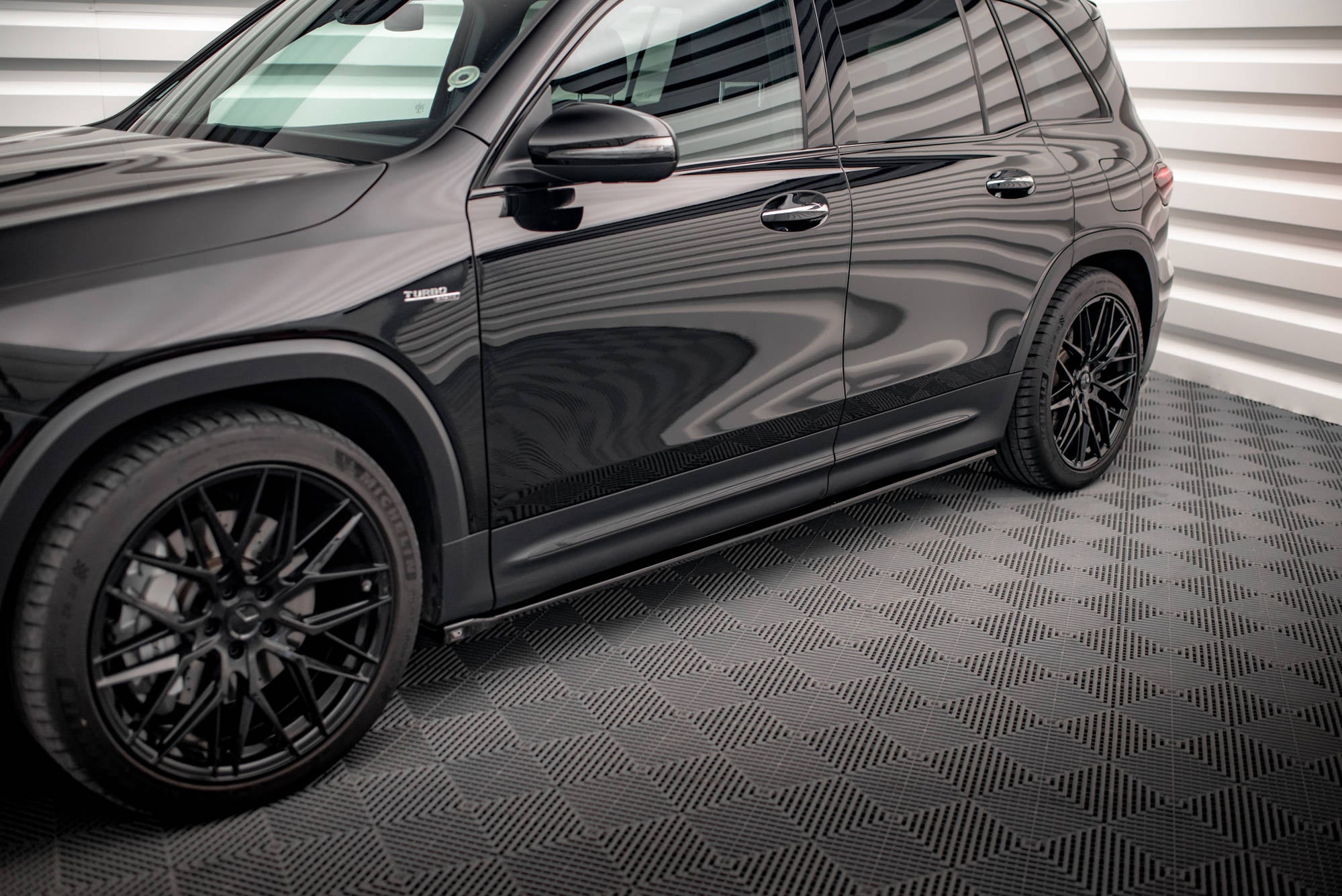 Seitenschweller Mercedes-AMG GLB 35 X247