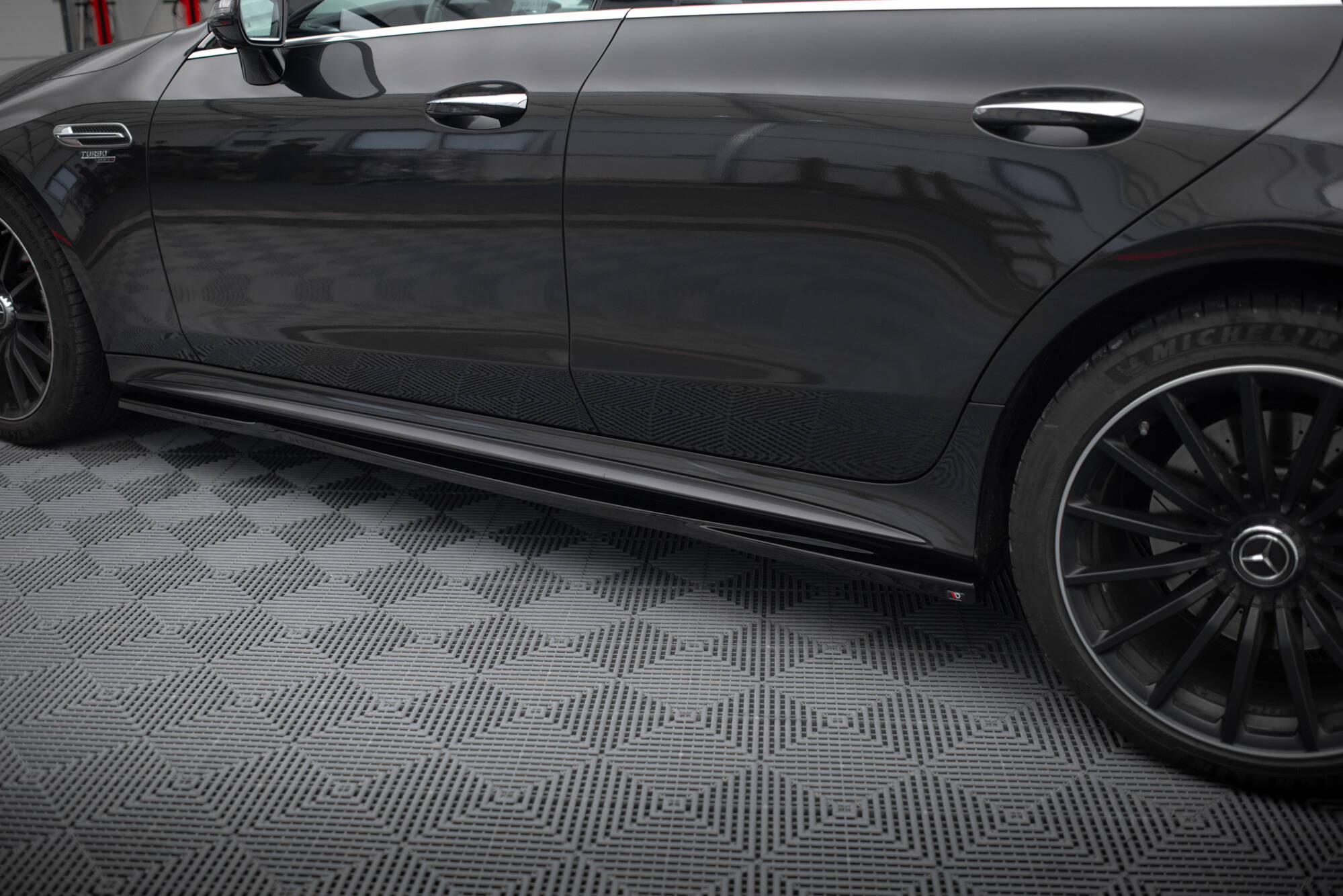 Seitenschweller Mercedes-AMG GT 53 4-Door Coupe