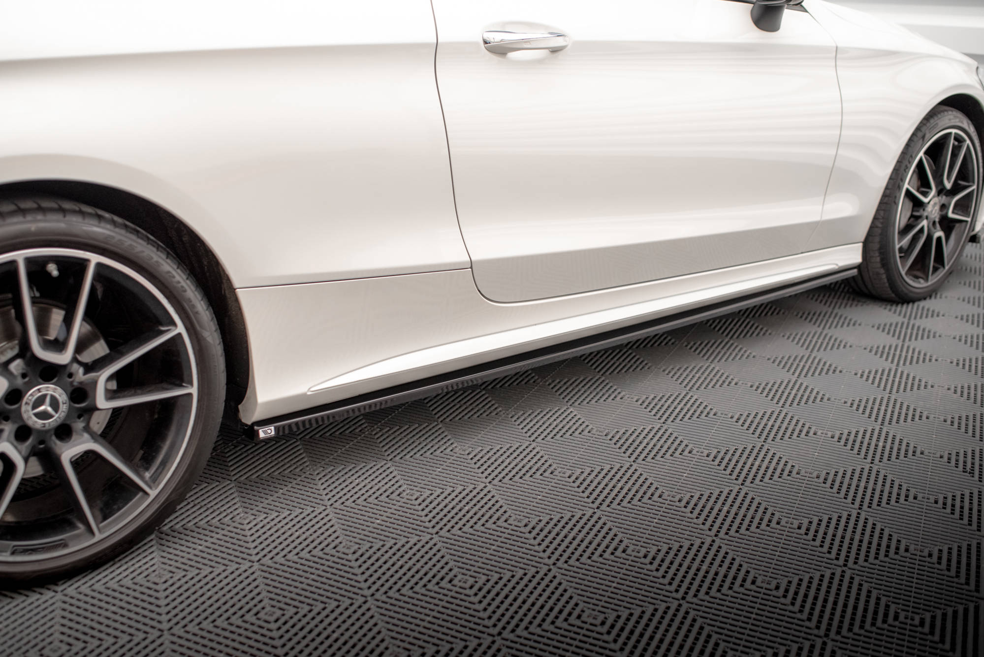 Seitenschweller Mercedes-Benz C Coupe AMG-Line C205 Facelift