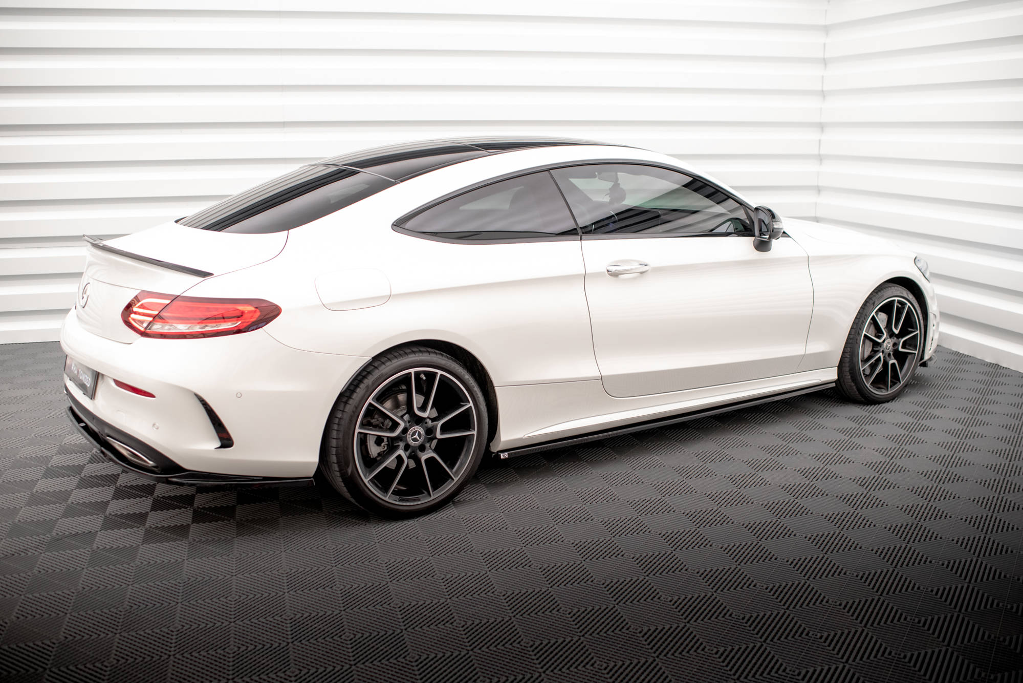 Seitenschweller Mercedes-Benz C Coupe AMG-Line C205 Facelift
