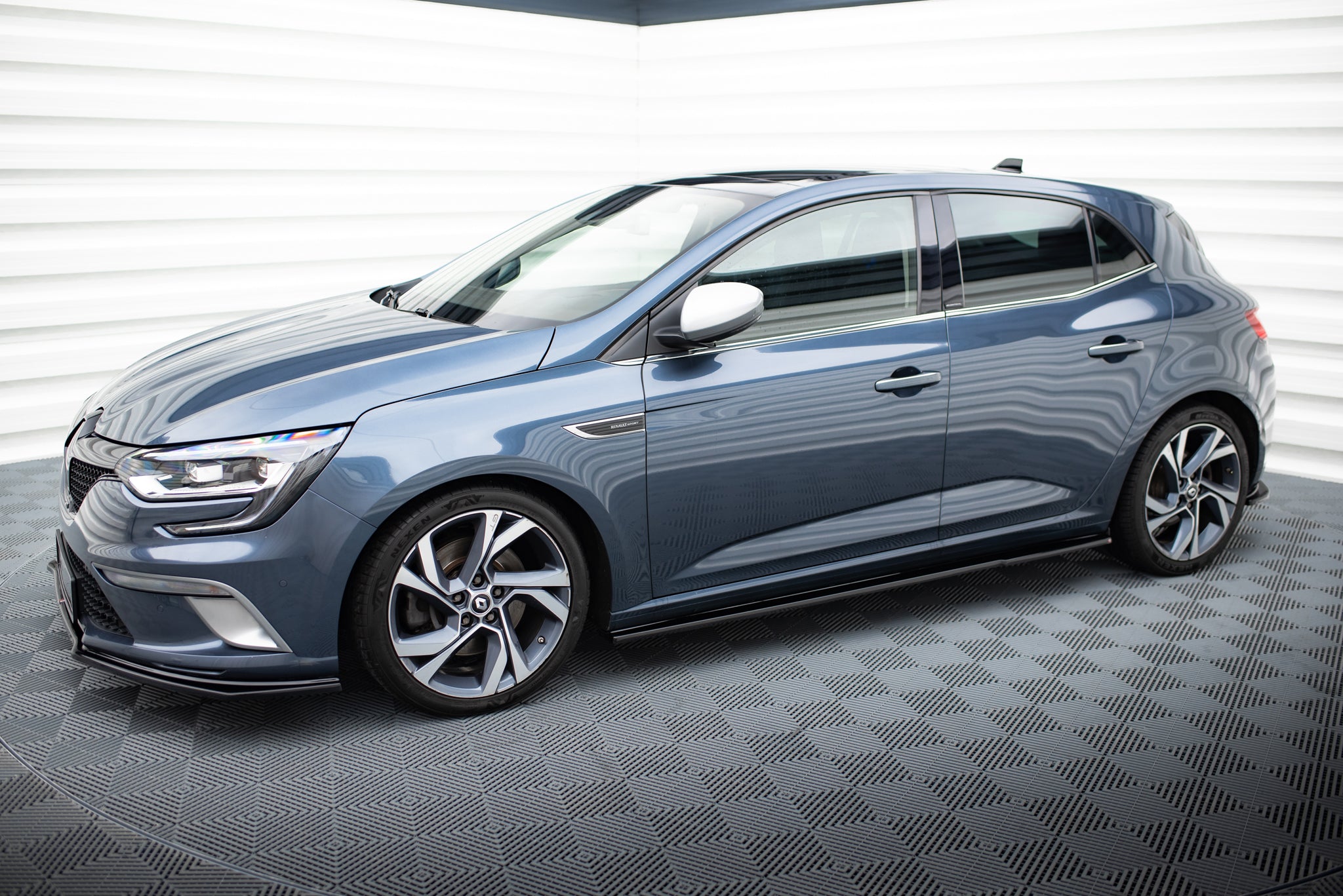 Seitenschweller Renault Megane Hatchback MK4
