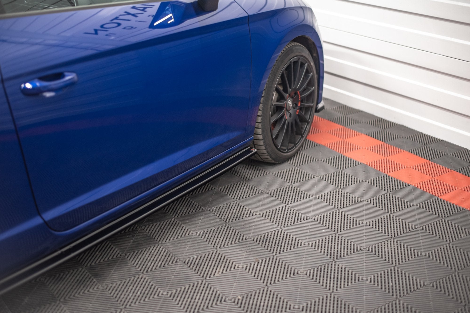 Seitenschweller Seat Leon Cupra / FR SC Mk3 / Mk3 FL