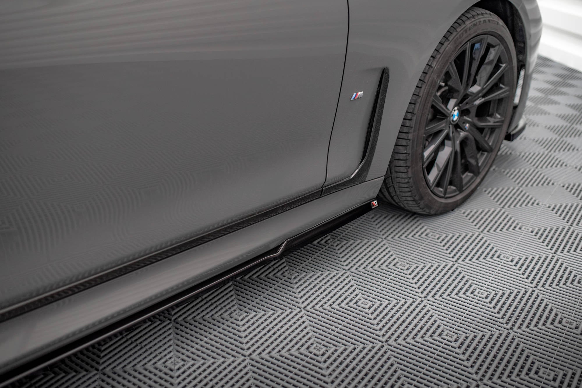 Seitenschweller BMW 7 M-Pack G11 V.1