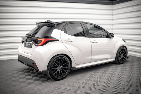 Seitenschweller V.1 + Heckseiten Flaps Toyota Yaris Mk4