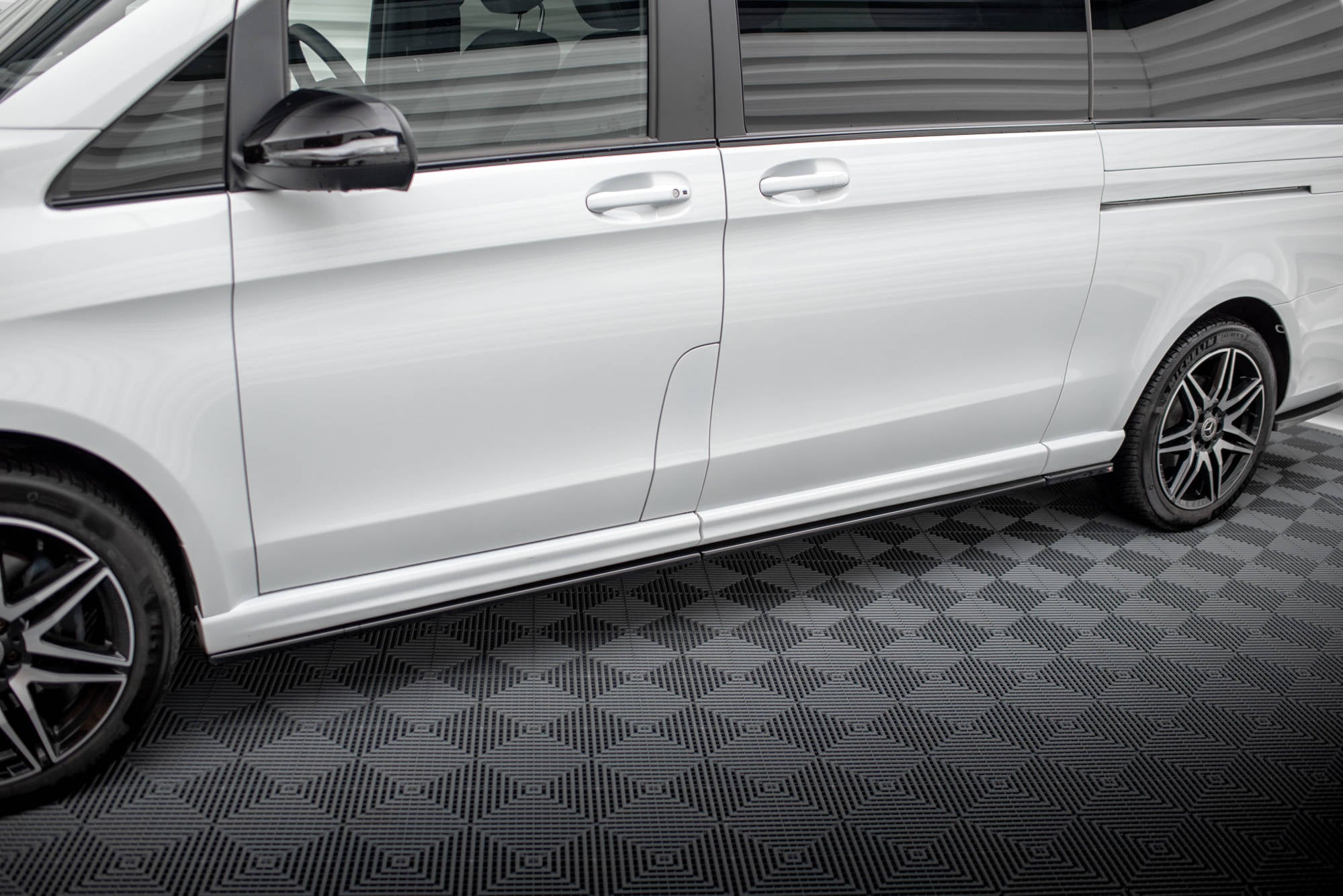 Seitenschweller Mercedes-Benz V-Class Extra Long AMG-Line W447 V.1