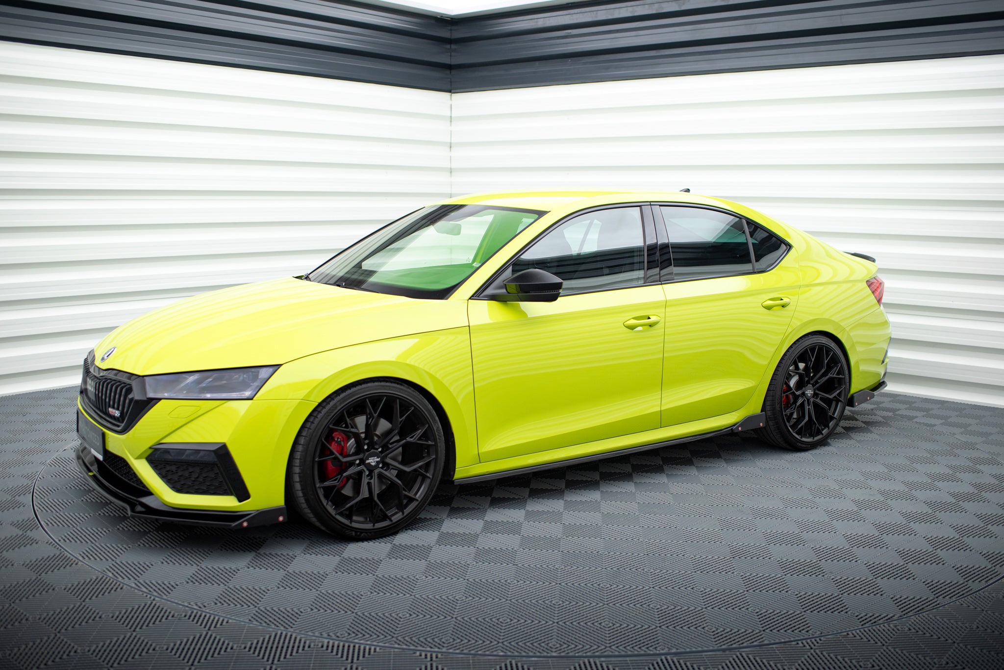 Seitenschweller Skoda Octavia RS Mk4