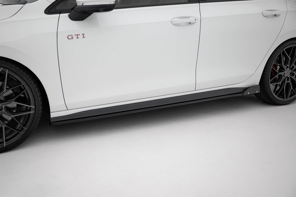 Seitenschweller V.2 + Flaps Volkswagen Golf Mk8