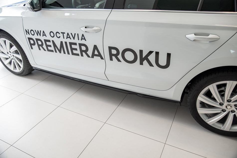 Seitenschweller V.2 Skoda Octavia Mk4