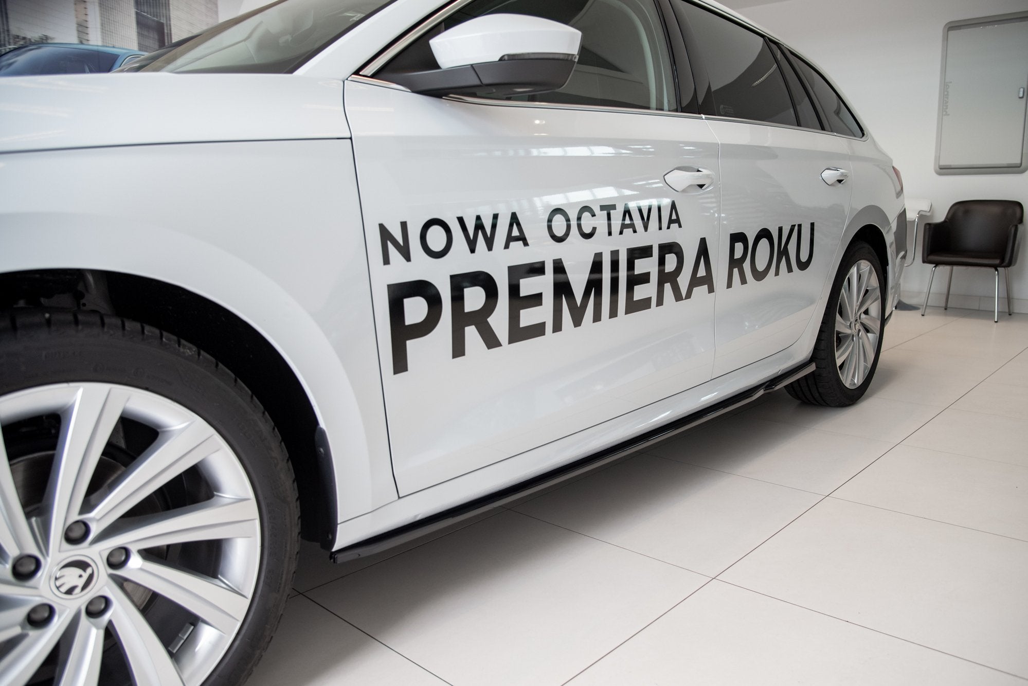 Seitenschweller V.2 Skoda Octavia Mk4