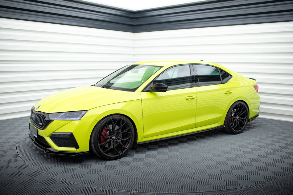 Seitenschweller V.2 Skoda Octavia RS Mk4