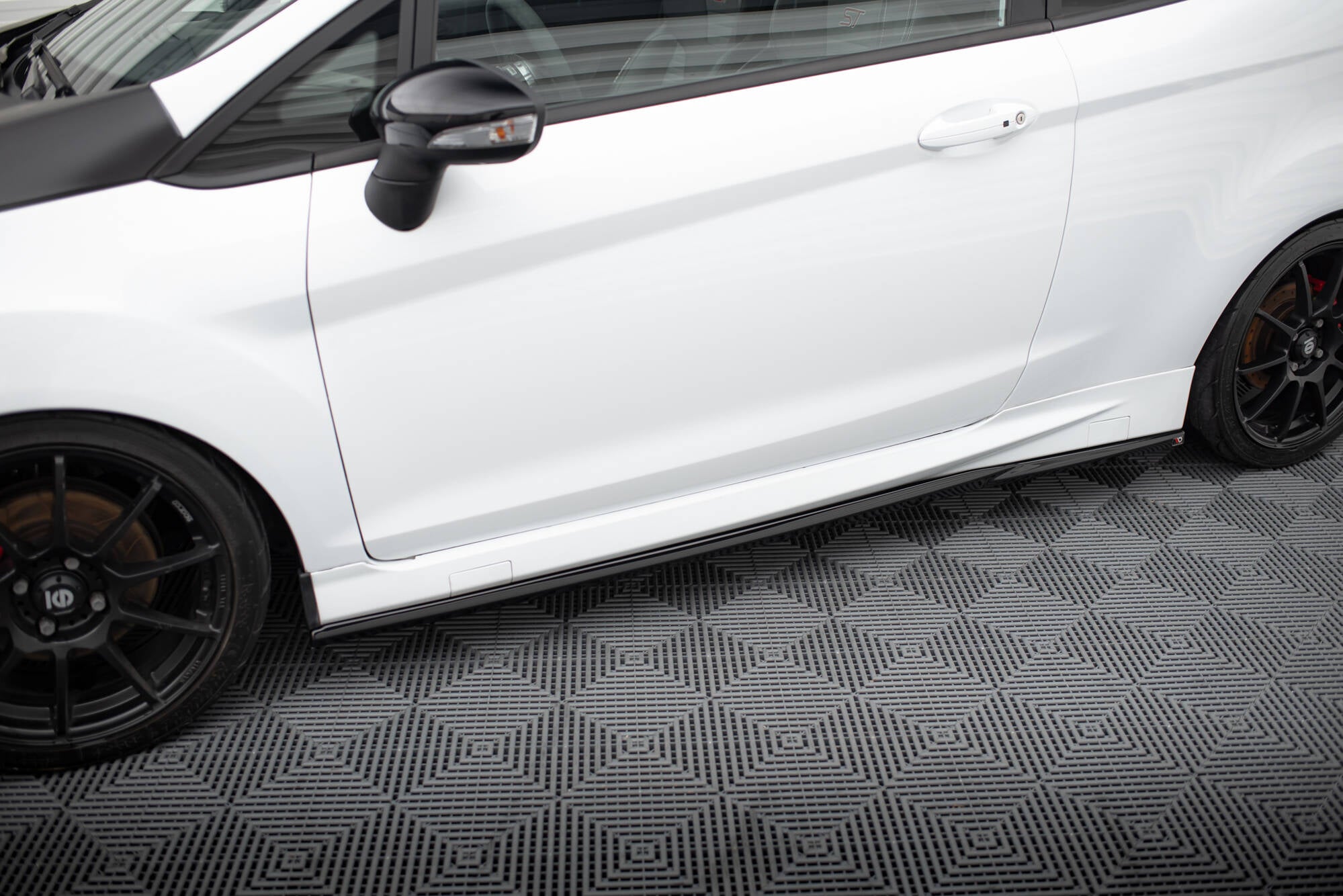 Seitenschweller Ford Fiesta ST / ST-Line Mk7 V.4