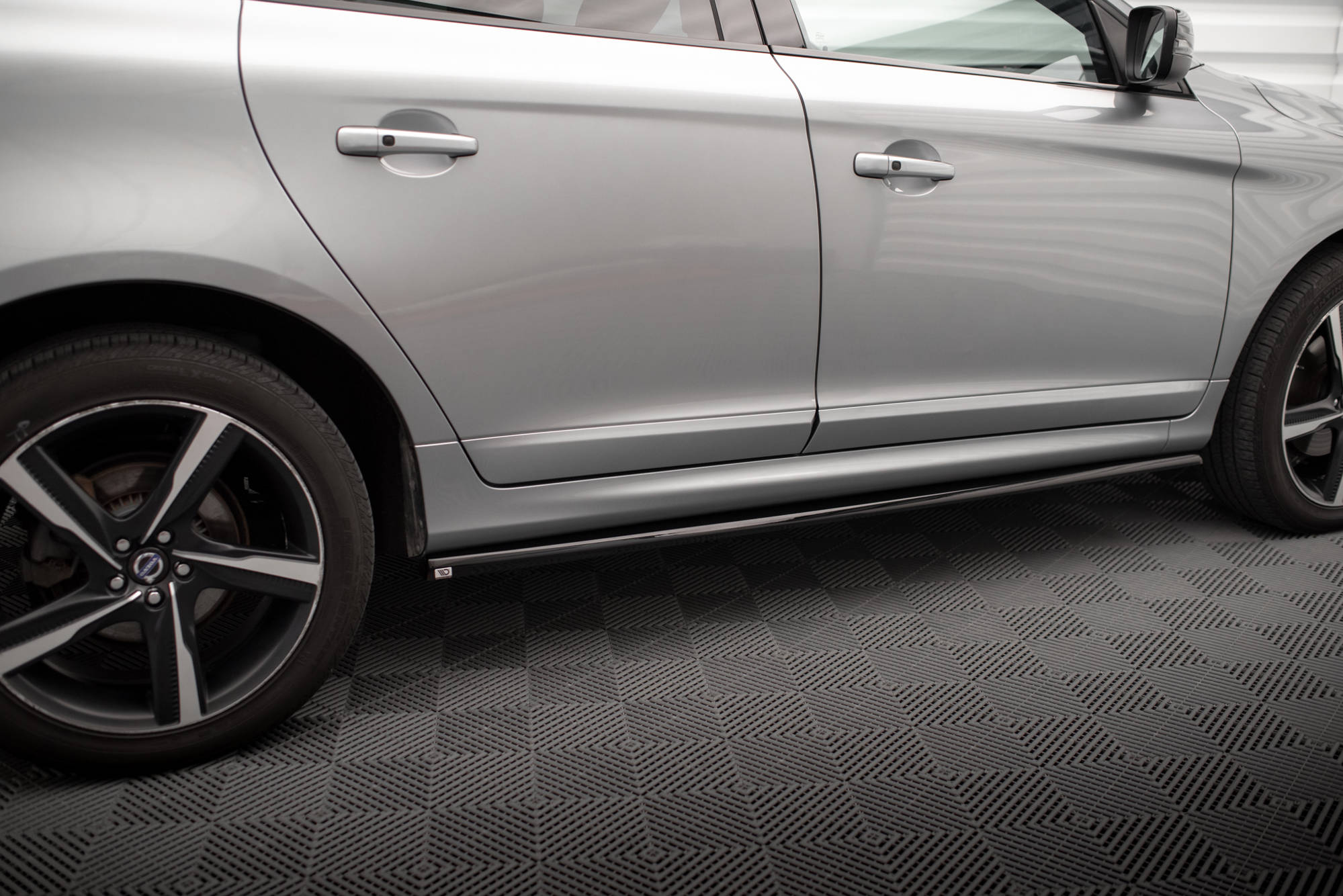 Seitenschweller Volvo XC60 R-Design Mk1 Facelift