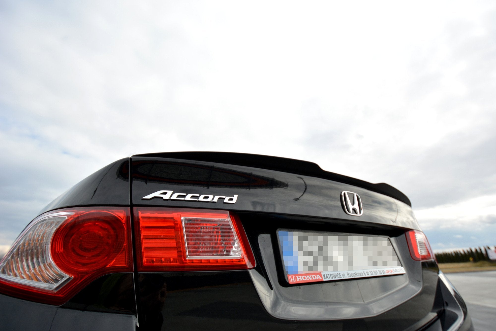 Frontspoiler Lippe Honda Accord MK8 CU-Series Vor Facelift Sedan