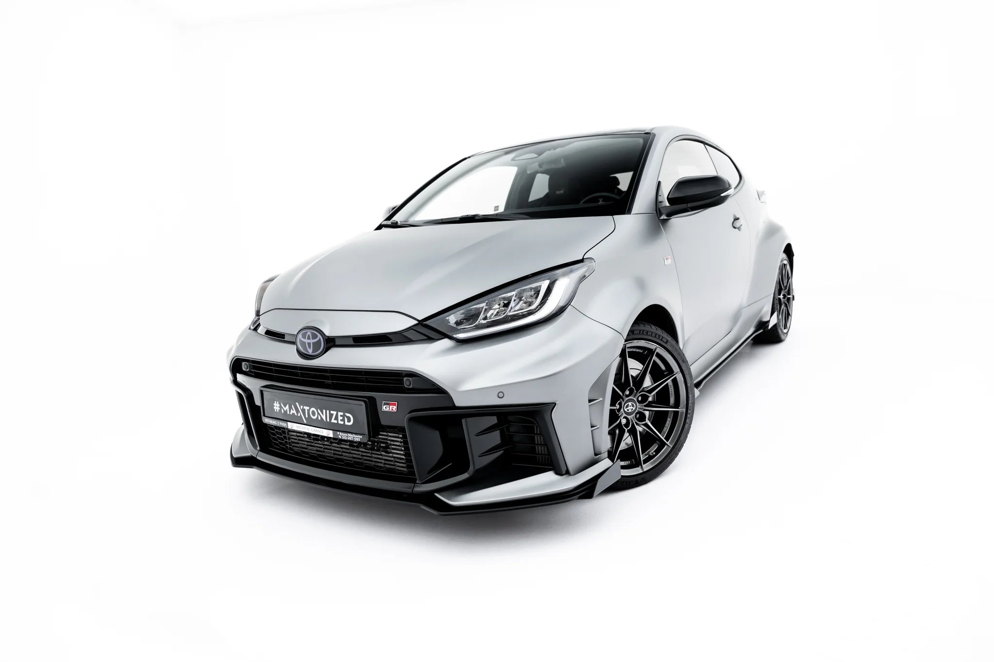 Street Pro Frontspoiler Lippe Flaps + Flaps Toyota GR Yaris MK4 Facelift