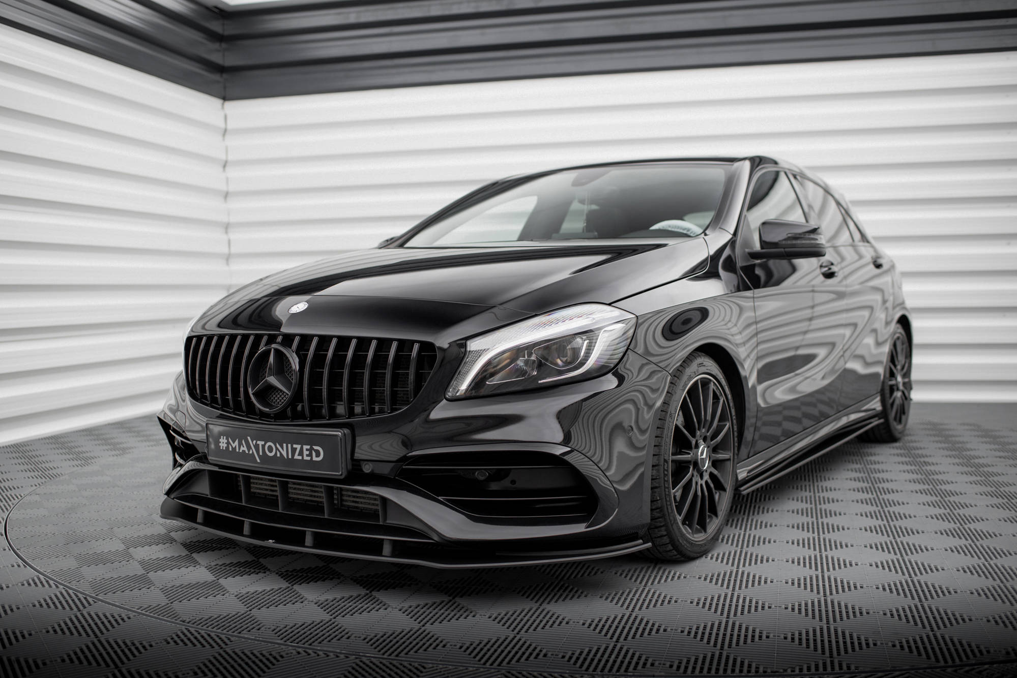 Street Pro Splitter Mercedes-Benz A AMG-Line W176 Facelift