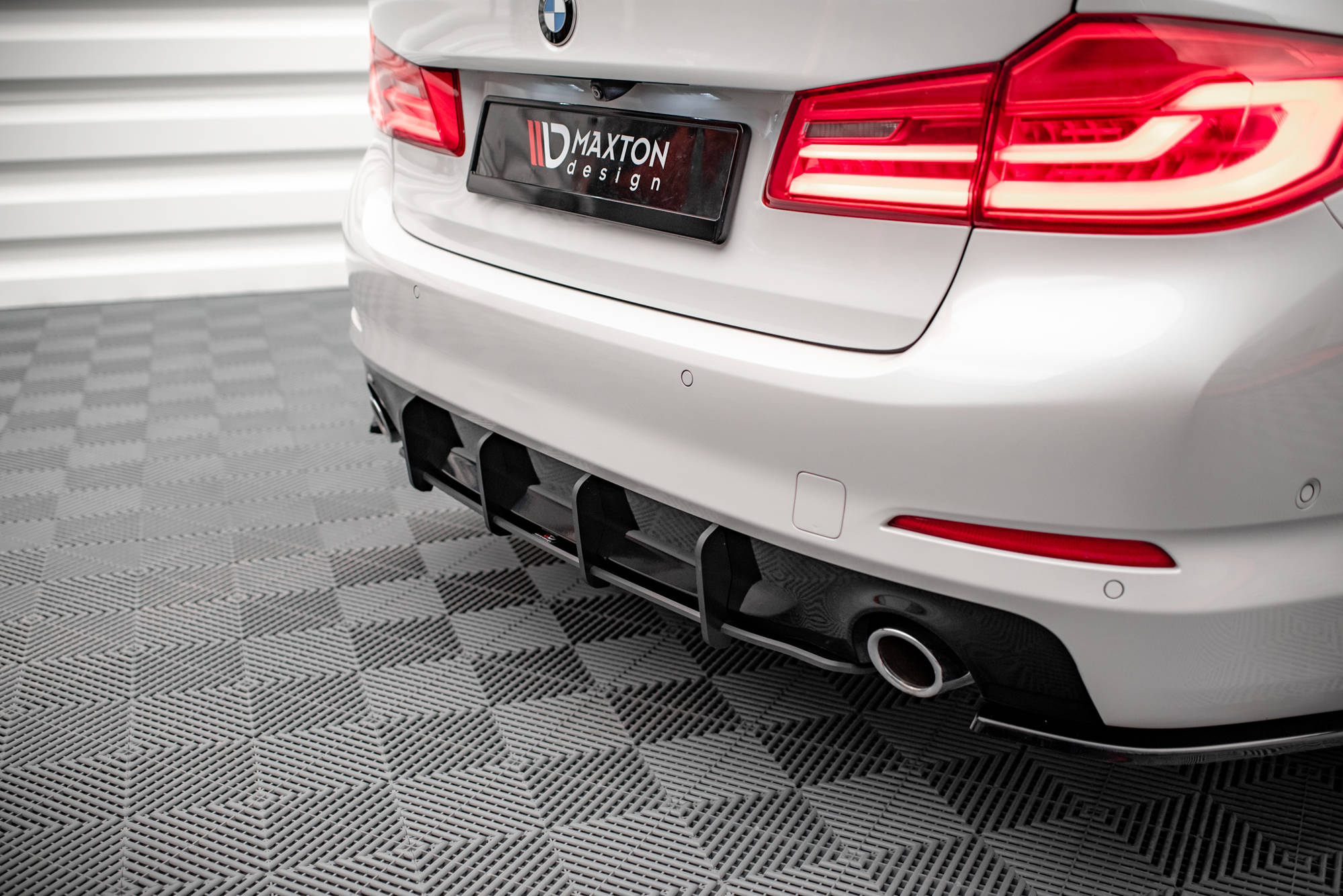 Street Pro Heckdiffusor BMW 5 Sedan G30