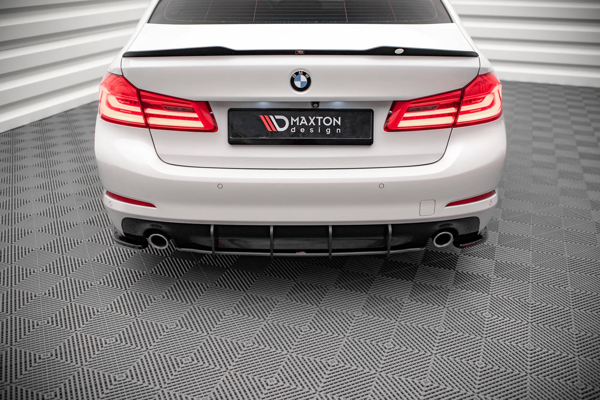 Street Pro Heckdiffusor BMW 5 Sedan G30
