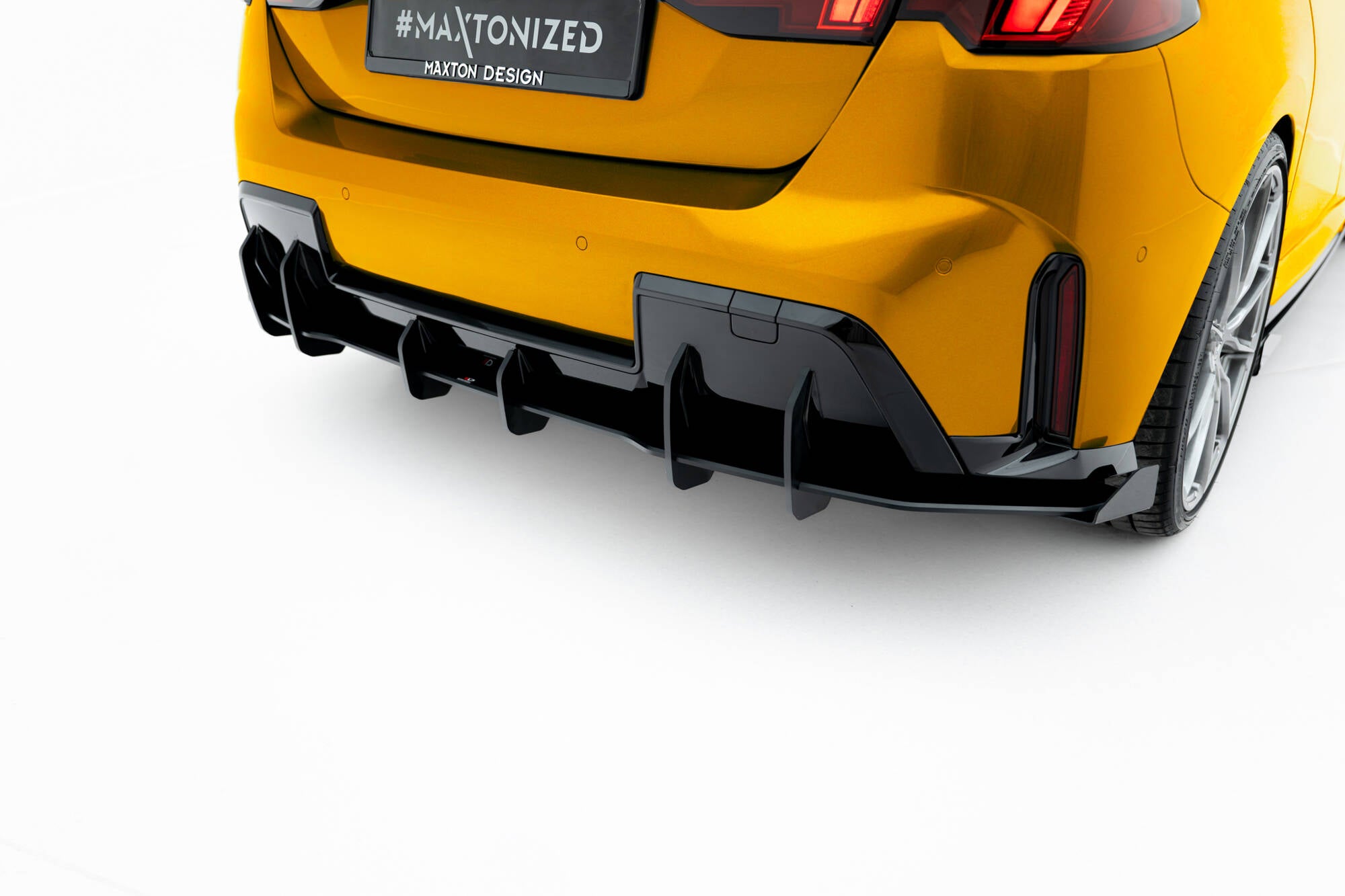 Street Pro Heckdiffusor + Flaps BMW 1 M-PACK F70