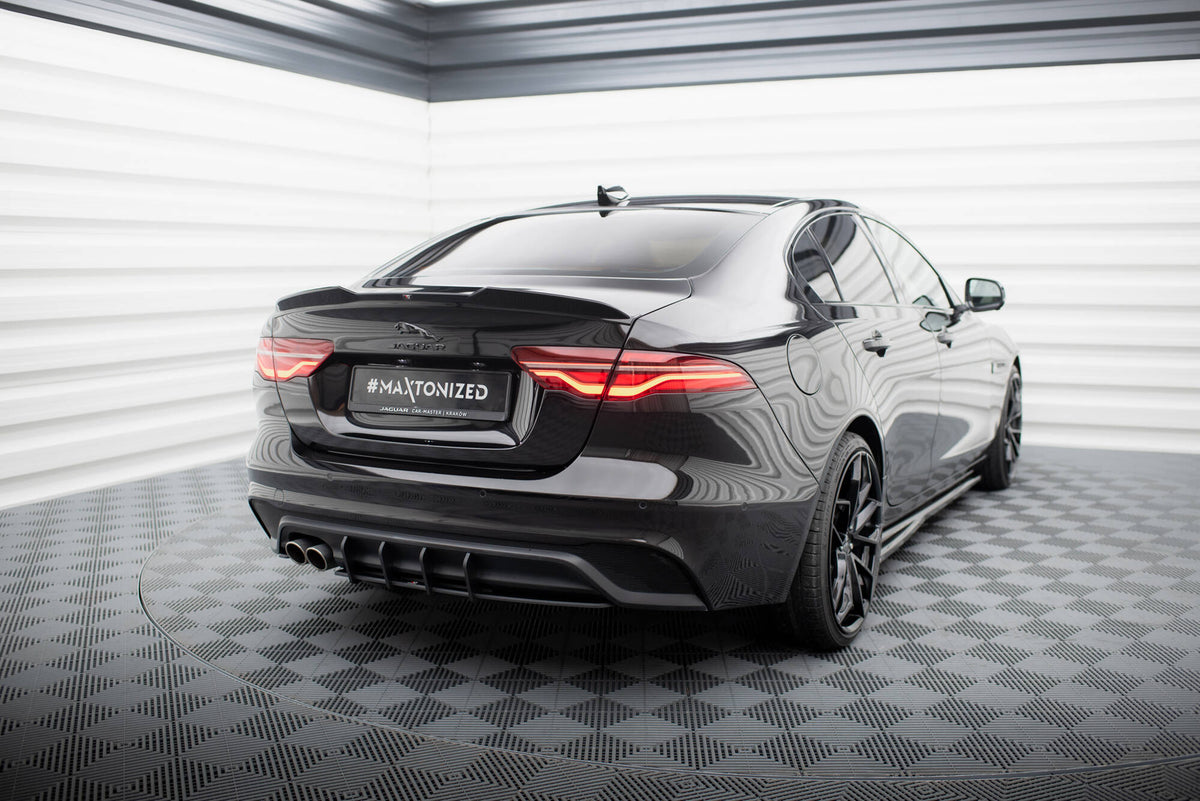 Street Pro Heckdiffusor Jaguar XE X760 Facelift