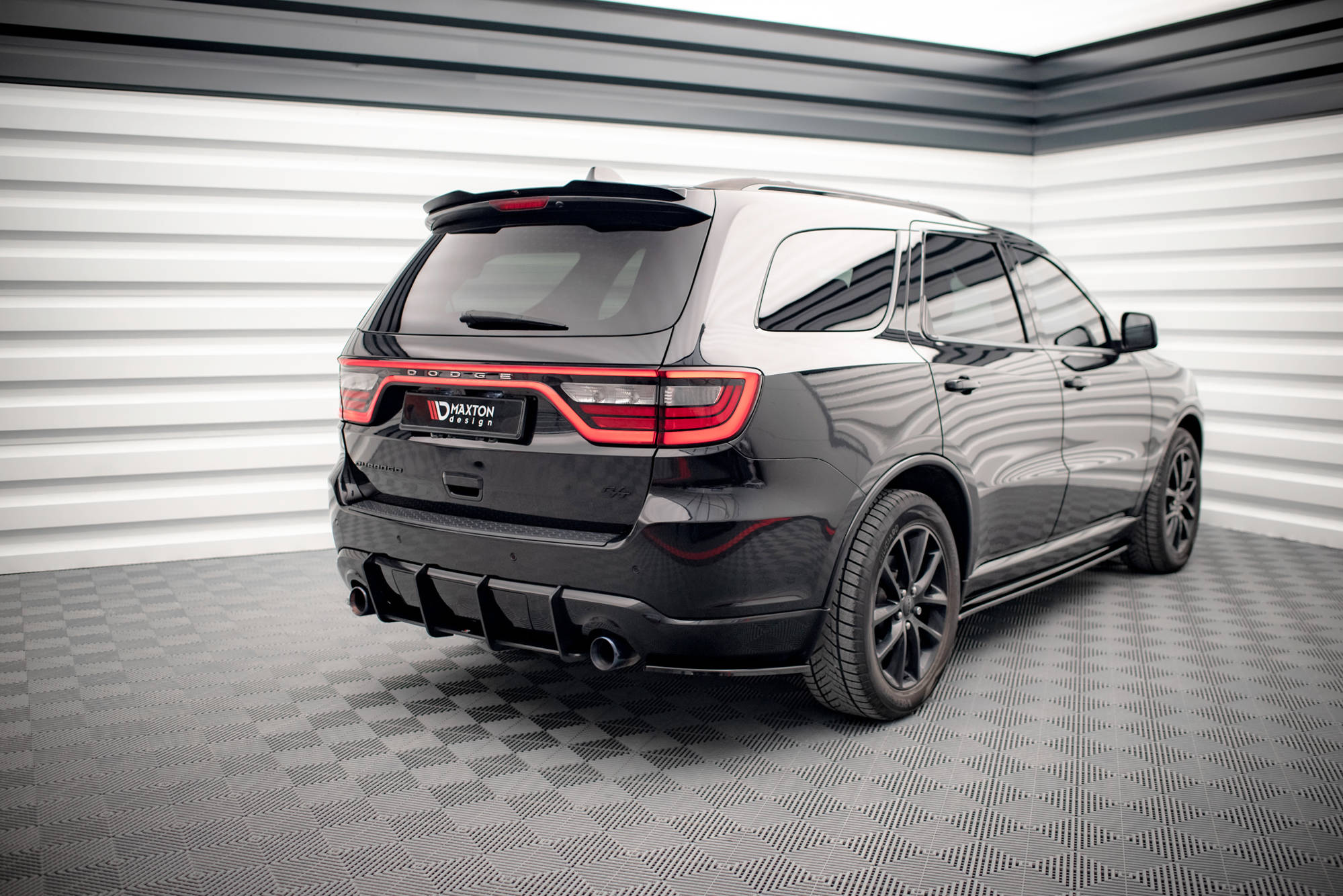 Street Pro Heckdiffusor V.2 Dodge Durango RT MK3