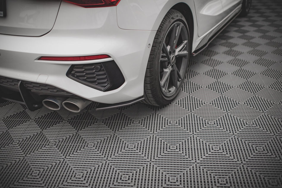 Street Pro Heckdiffusor Seite Audi S3 Sportback 8Y