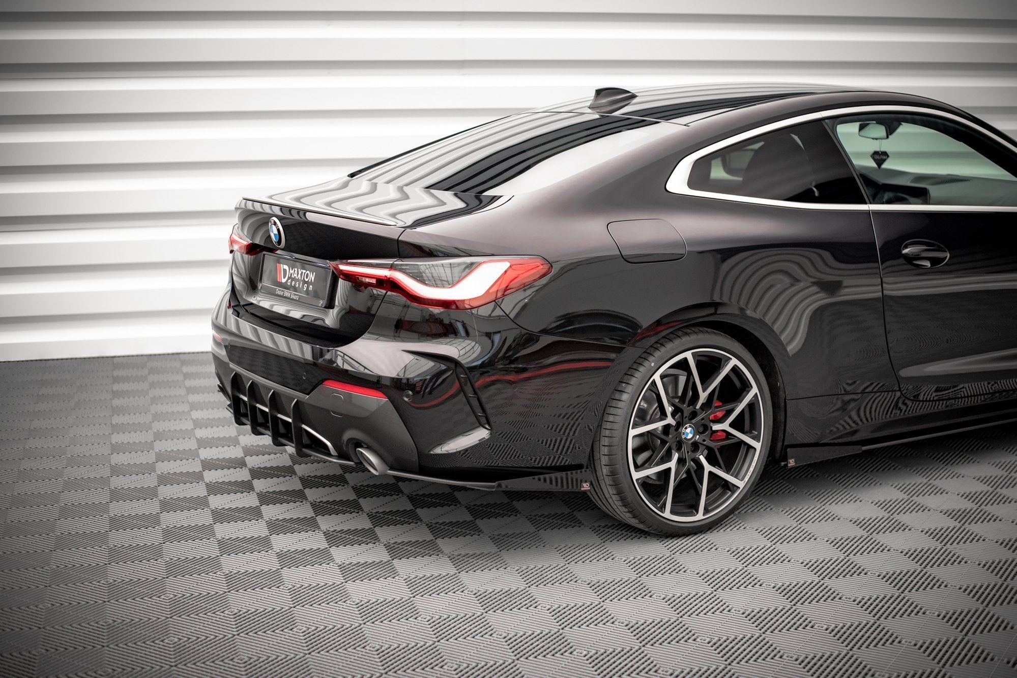 Street Pro Heckdiffusor Seite + Flaps BMW 4 M-PACK G22 / G23 / G22 Facelift / G23 Facelift