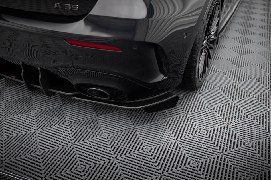 Street Pro Heckdiffusor Seite + Flaps Mercedes-AMG A35 Hatchback W177