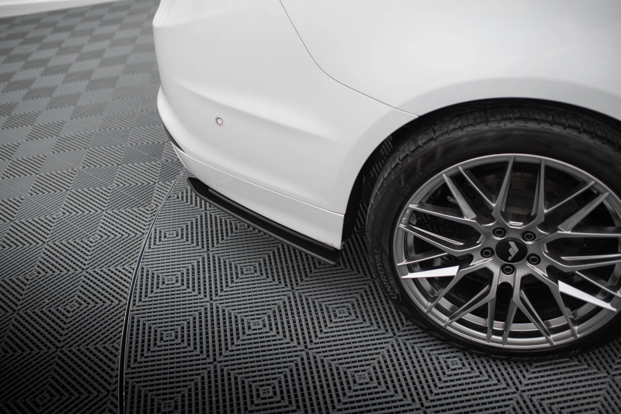 Street Pro Heckdiffusor Seite Ford Mondeo Sport MK5 Facelift / Fusion Sport MK2 Facelift