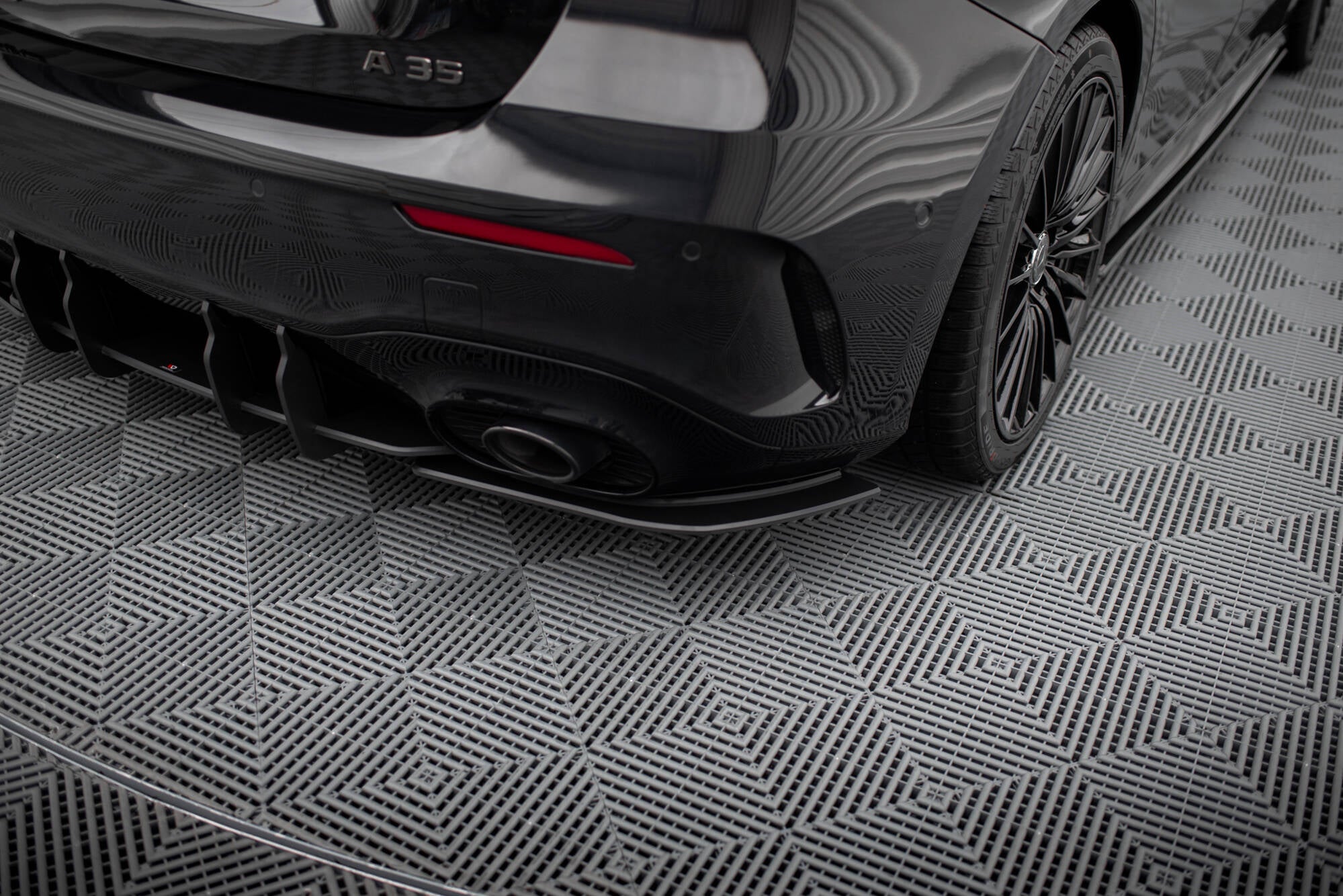 Street Pro Heckdiffusor Seite Mercedes-AMG A35 Hatchback W177