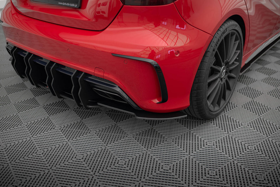 Street Pro Heckdiffusor Seite Mercedes-Benz A 45 AMG W176 Facelift
