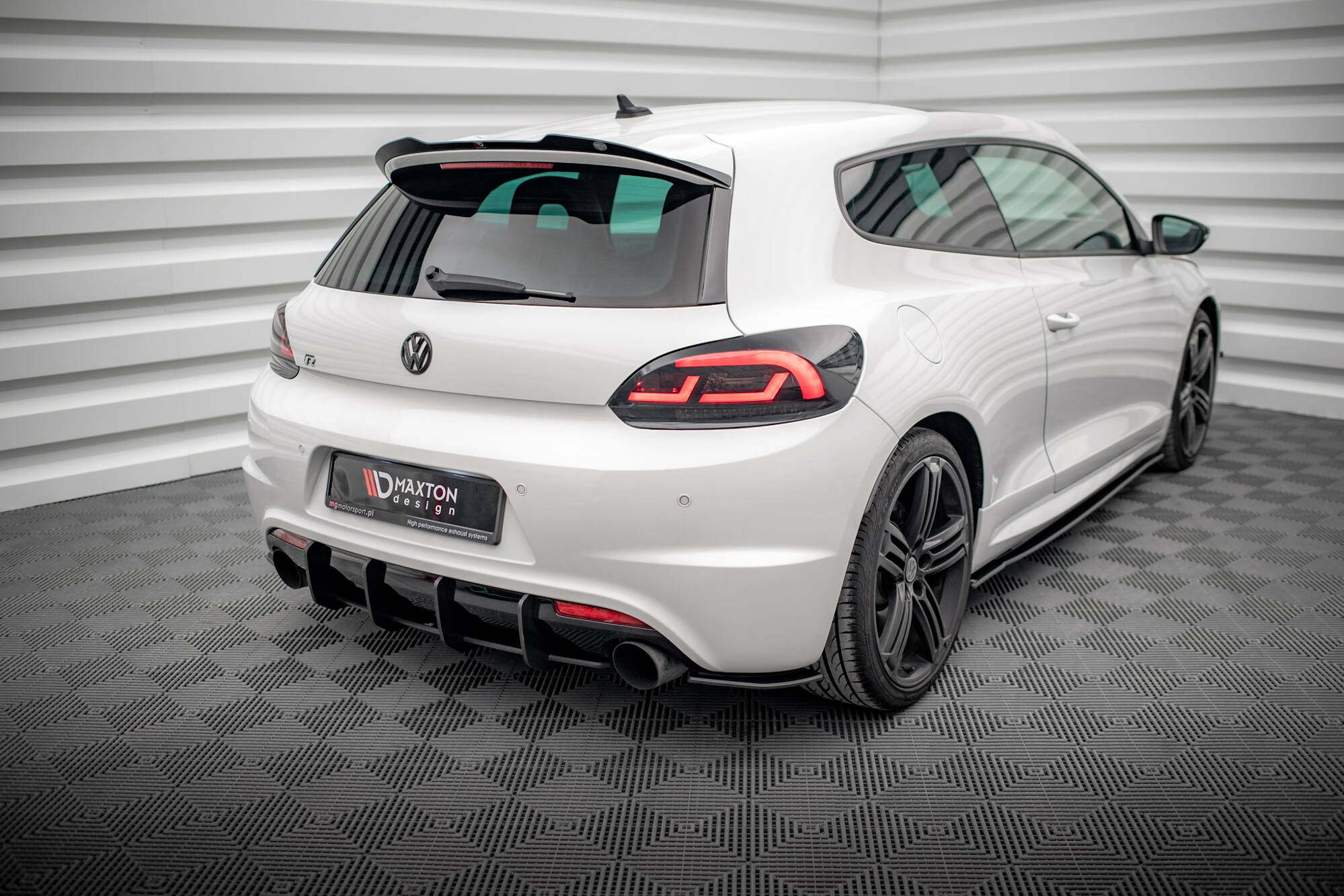 Street Pro Heckdiffusor Seite Volkswagen Scirocco R MK3