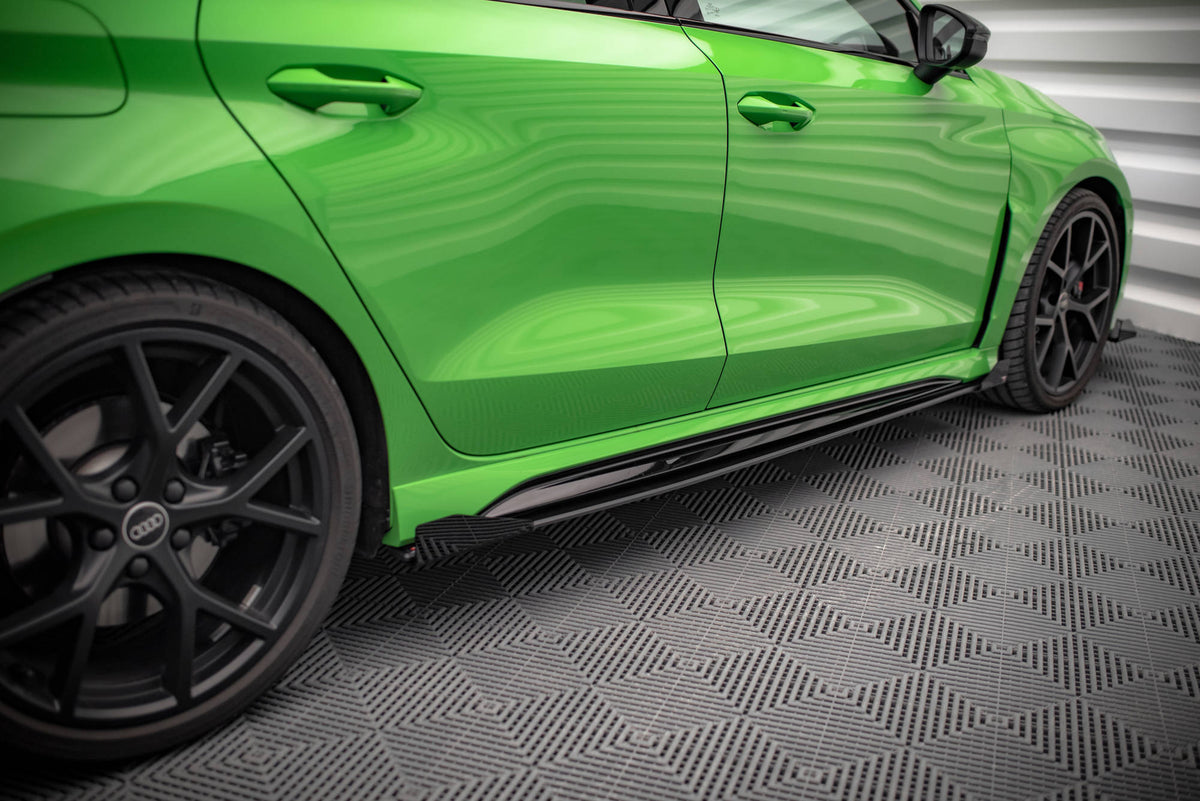 Street Pro Seitenschweller + Flaps Audi RS3 Sedan 8Y