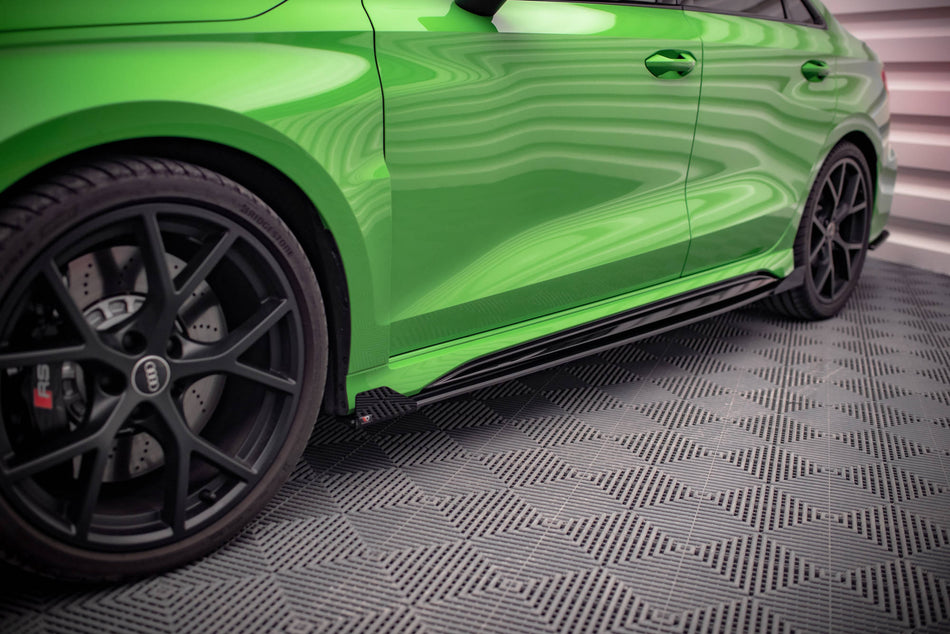 Street Pro Seitenschweller + Flaps Audi RS3 Sedan 8Y