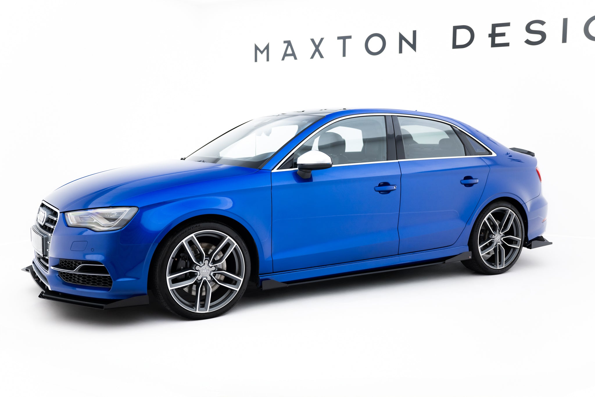Street Pro Seitenschweller + Flaps Audi S3 / A3 S-Line Sedan 8V