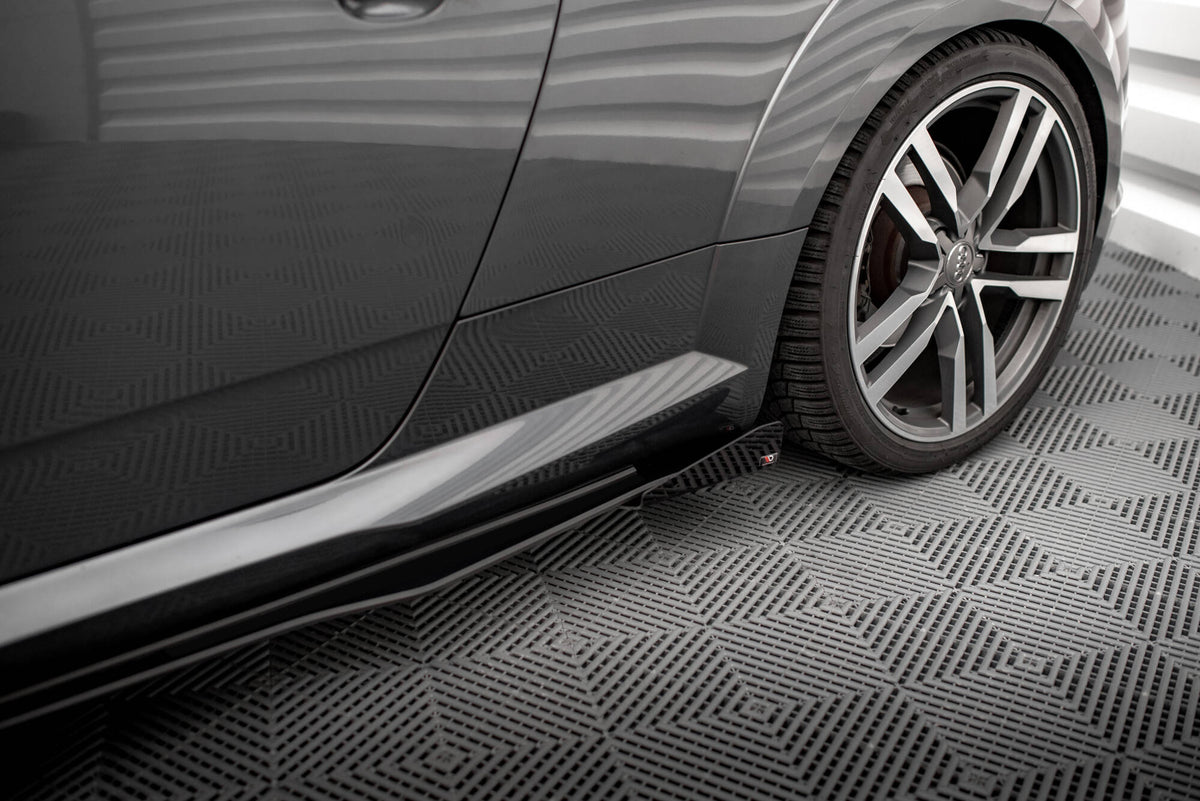 Street Pro Seitenschweller + Flaps Audi TT S / S-Line 8S