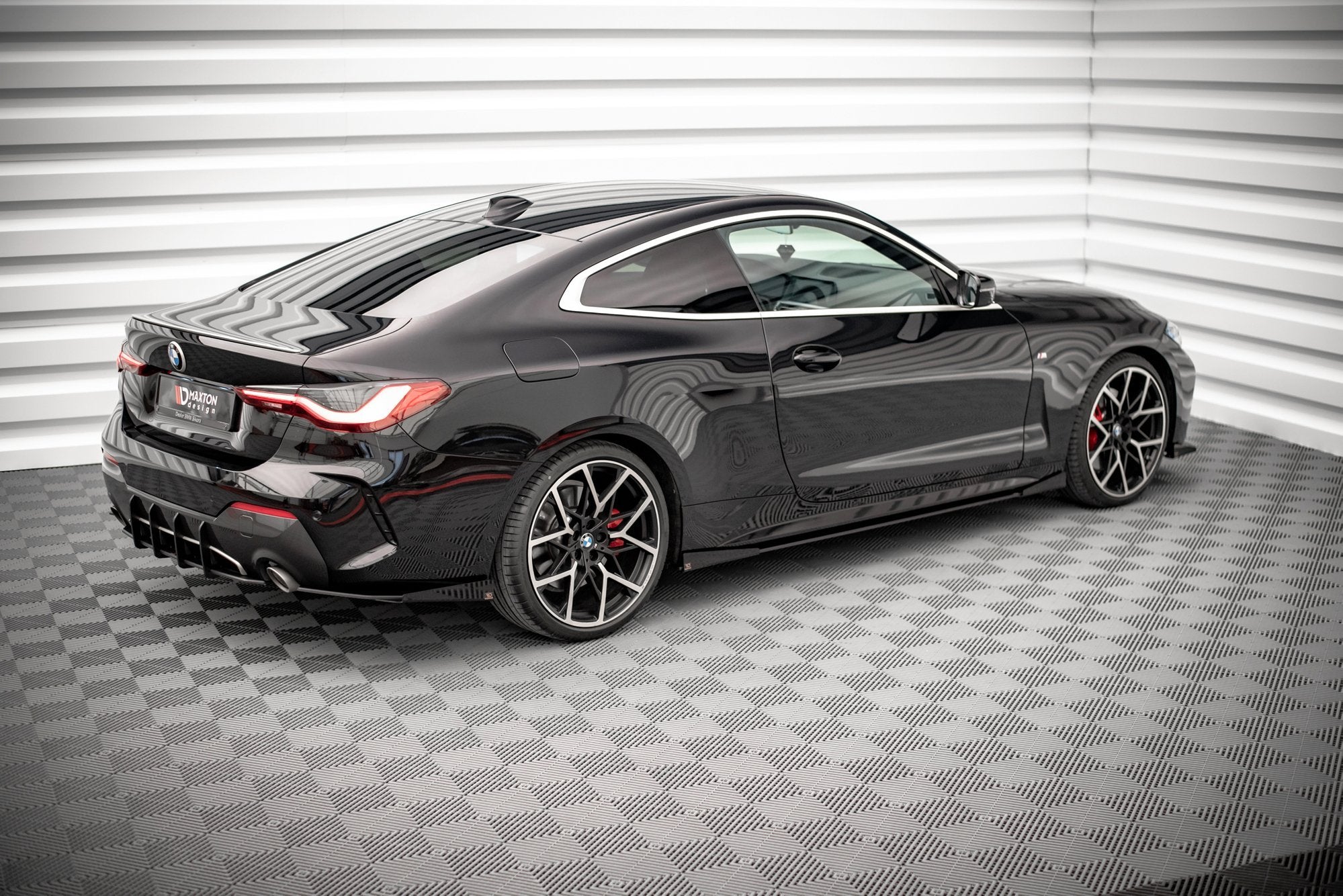 Street Pro Seitenschweller + Flaps BMW 4 M-PACK / M440i G22 / G23 / G22 Facelift / G23 Facelift