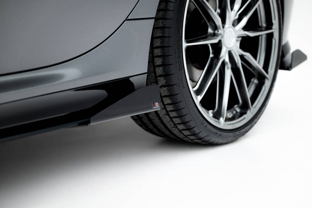 Street Pro Seitenschweller + Flaps BMW M135i F70