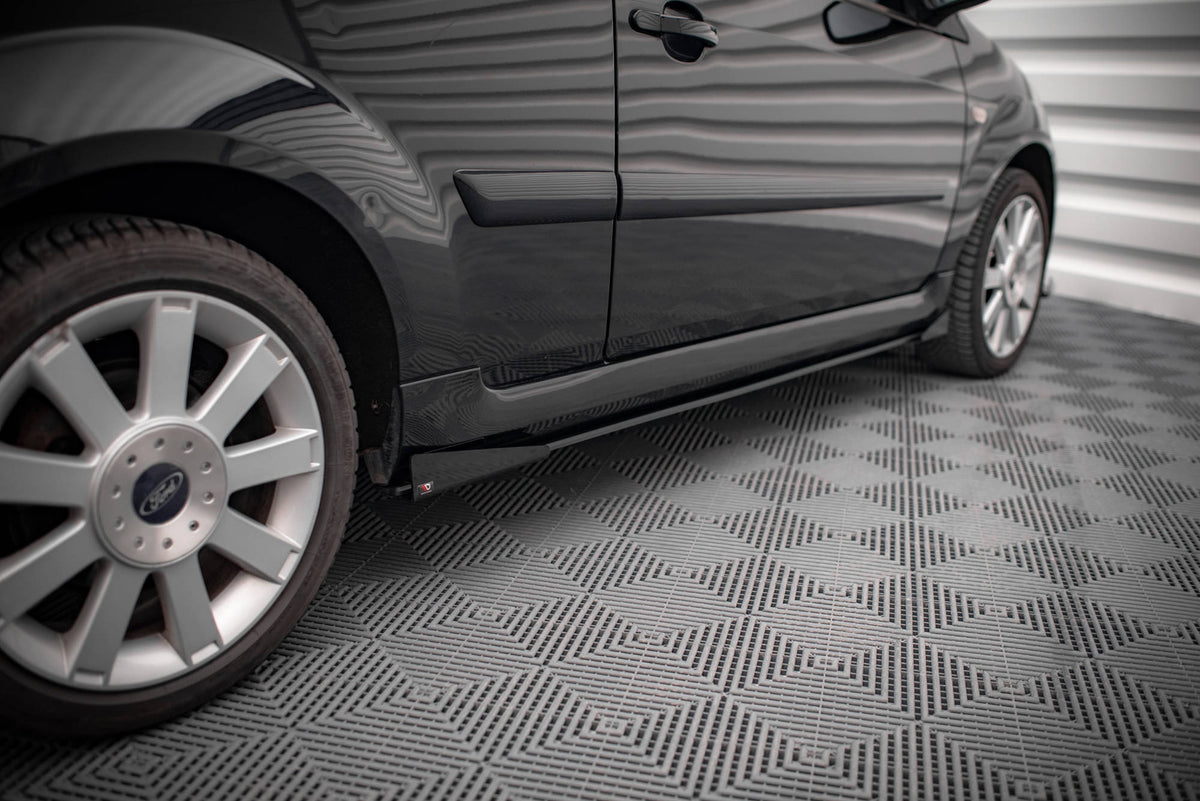 Street Pro Seitenschweller + Flaps Ford Fiesta ST MK6
