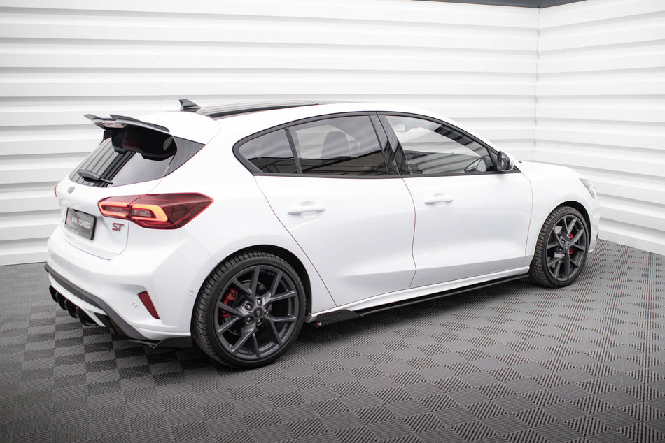 Street Pro Seitenschweller + Flaps Ford Focus ST / ST-Line MK4