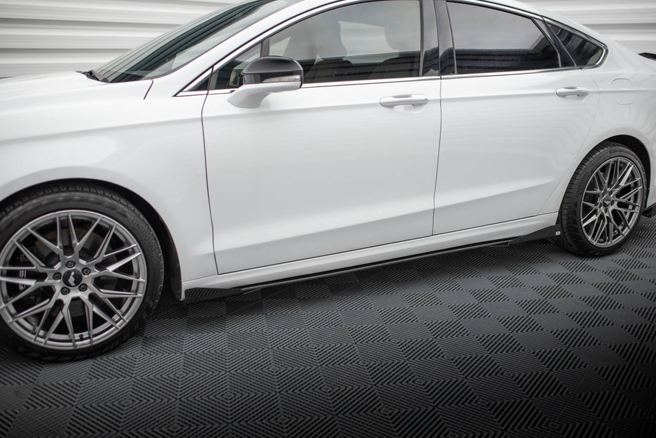 Street Pro Seitenschweller + Flaps Ford Mondeo Sport MK5 Facelift / Fusion Sport MK2 Facelift
