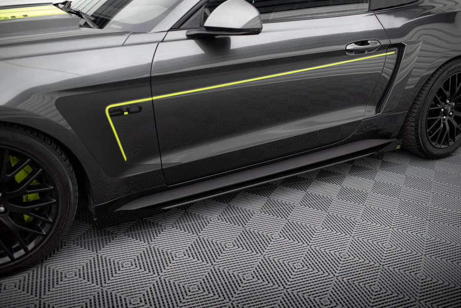 Street Pro Seitenschweller + Flaps Ford Mustang GT MK6