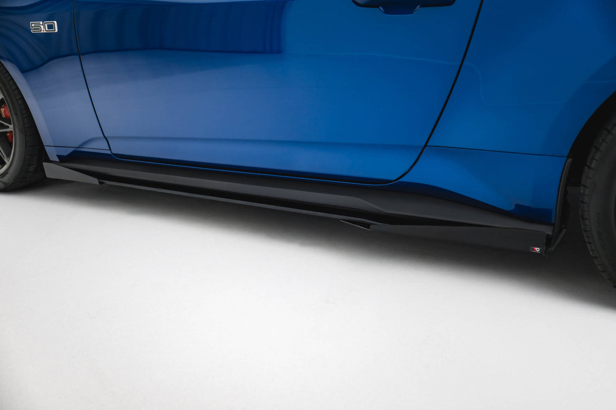 Street Pro Seitenschweller + Flaps Ford Mustang GT MK7
