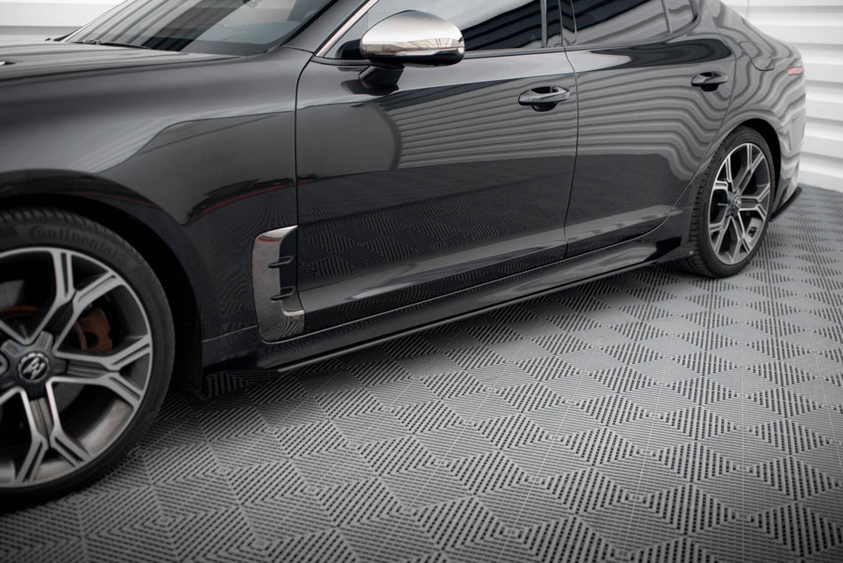 Street Pro Seitenschweller + Flaps Kia Stinger GT / GT-Line / Standard MK1