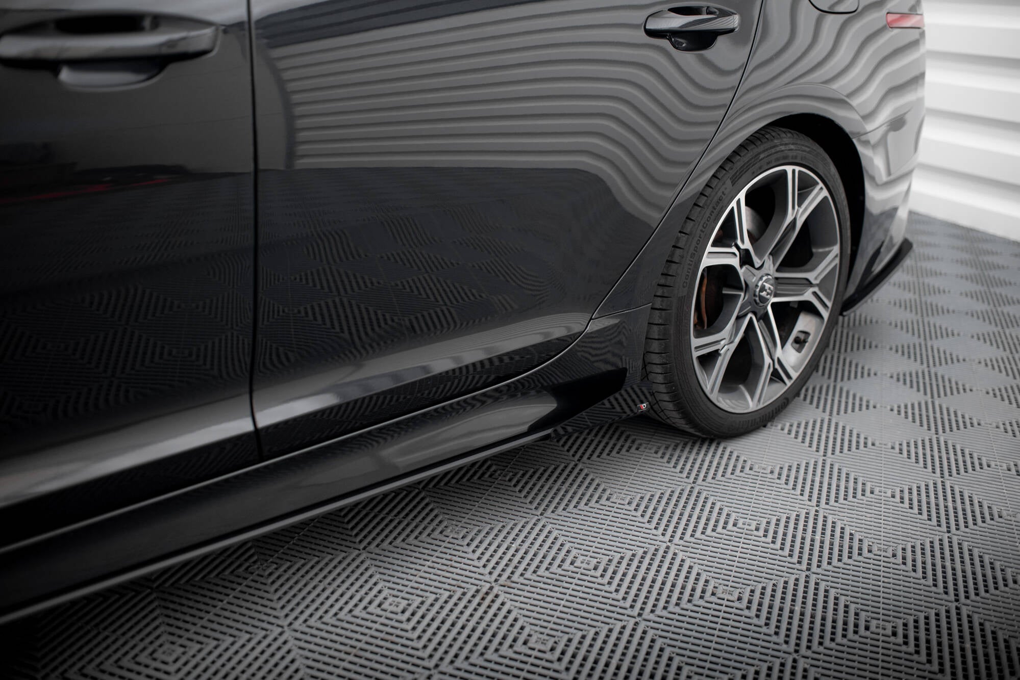 Street Pro Seitenschweller + Flaps Kia Stinger GT / GT-Line / Standard MK1