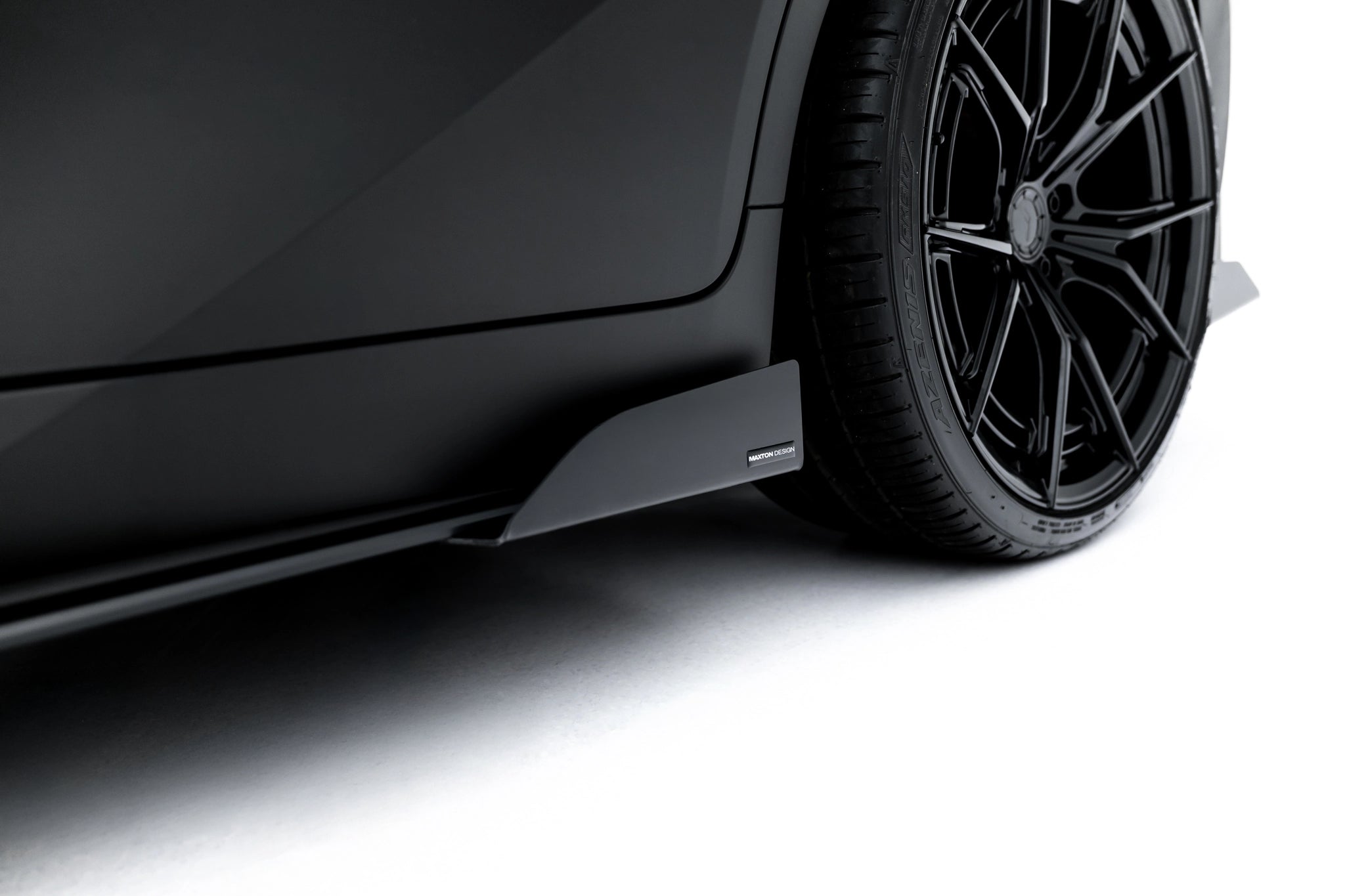 Street Pro Seitenschweller + Flaps Lexus IS 500 MK3 Facelift 2 (xe30)