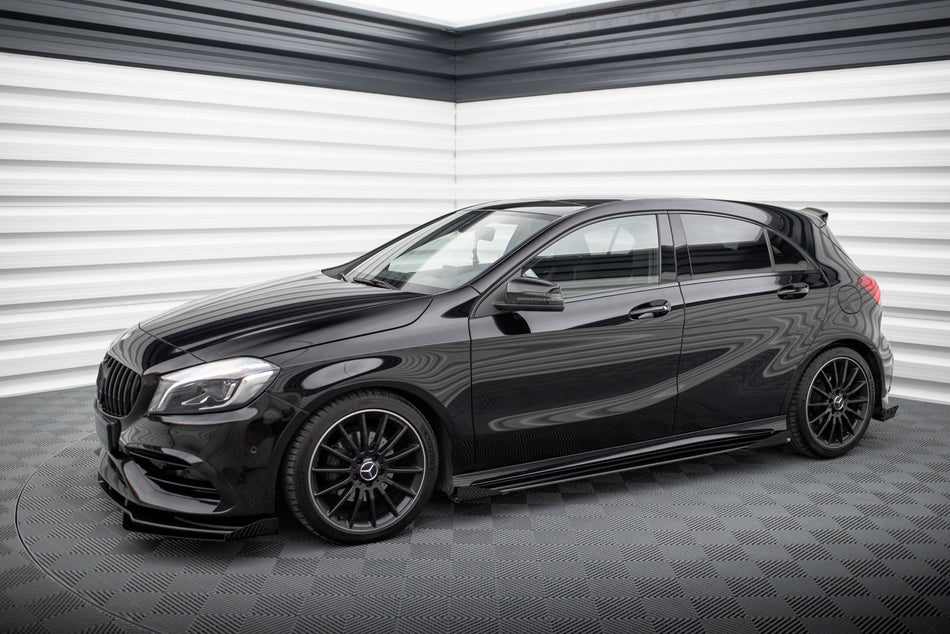 Street Pro Seitenschweller + Flaps Mercedes-Benz A AMG-Line W176 Facelift