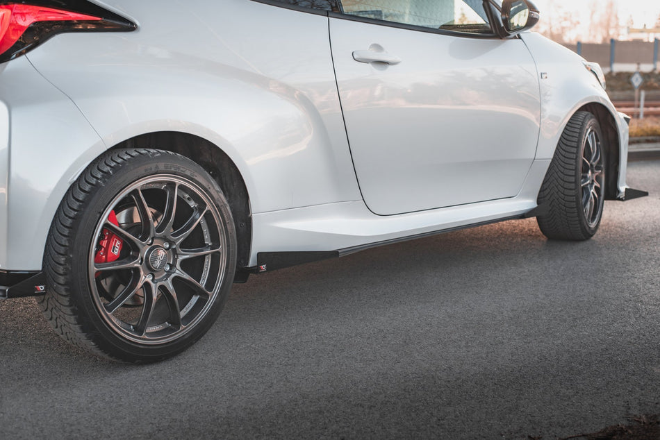 Street Pro Seitenschweller + Flaps Toyota GR Yaris MK4