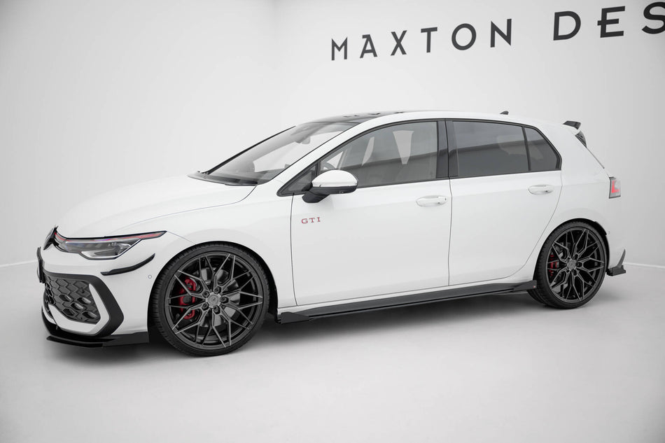 Street Pro Seitenschweller + Flaps Volkswagen Golf GTI / GTE / GTI Clubsport / R-Line MK8