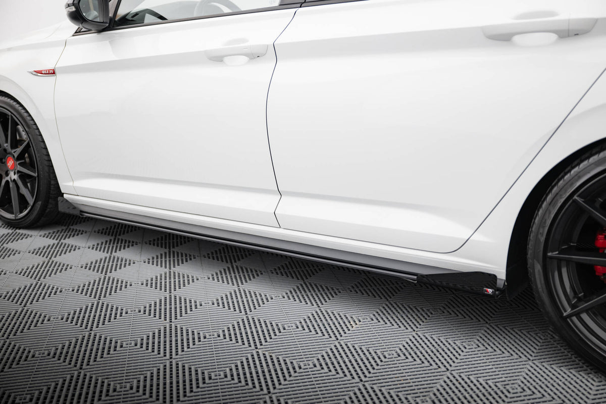 Street Pro Seitenschweller + Flaps Volkswagen Jetta GLI MK7